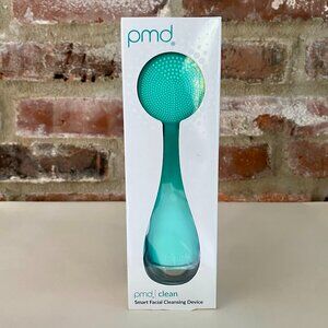 PMD Clean Smart Facial Cleansing Device, SonicGlow Technology, New in Box.